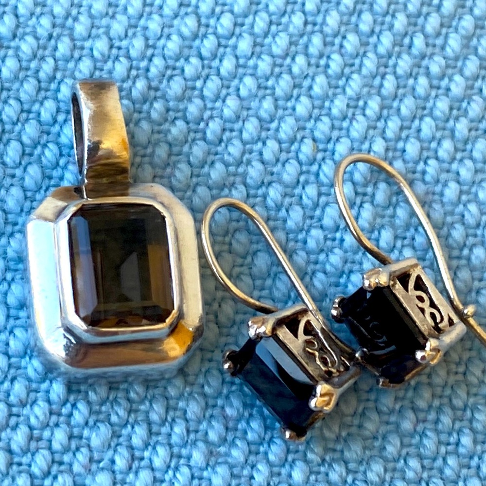 Tourmaline? Sterling silver pendant earrings lot Boma